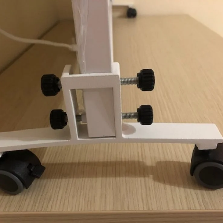 Επιδαπέδιες βάσεις στήριξης με ροδάκια για τα υπέρυθρα πάνελ